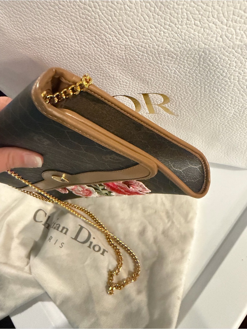 Christian Dior Honeycomb Chain Shoulder Bag - Picture 5 of 17